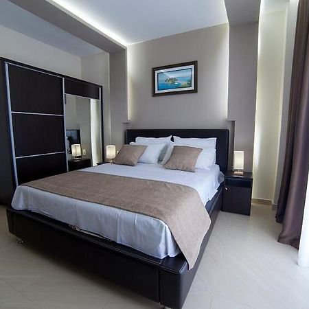 Hotel Zan Ulcinj Zewnętrze zdjęcie