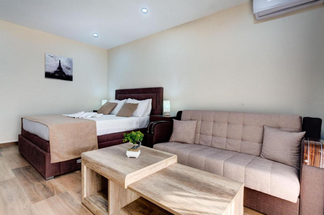 Hotel Zan Ulcinj Zewnętrze zdjęcie