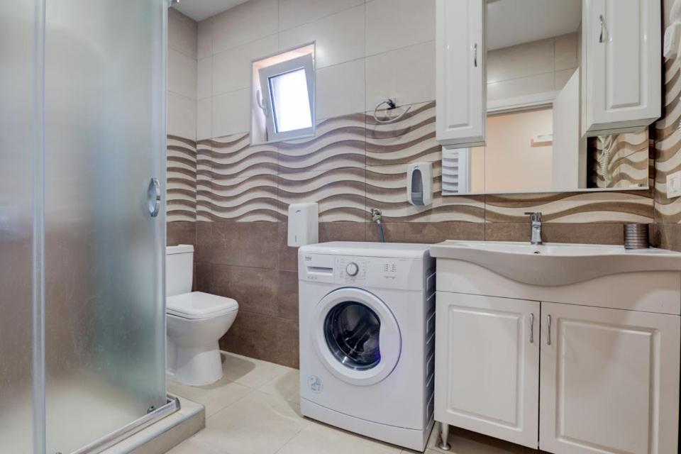 Hotel Zan Ulcinj Zewnętrze zdjęcie