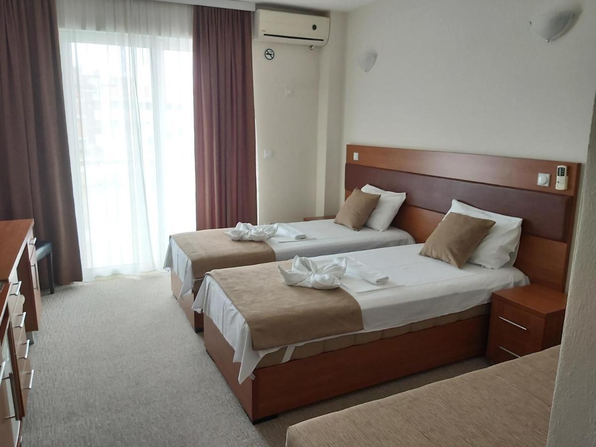 Hotel Zan Ulcinj Zewnętrze zdjęcie