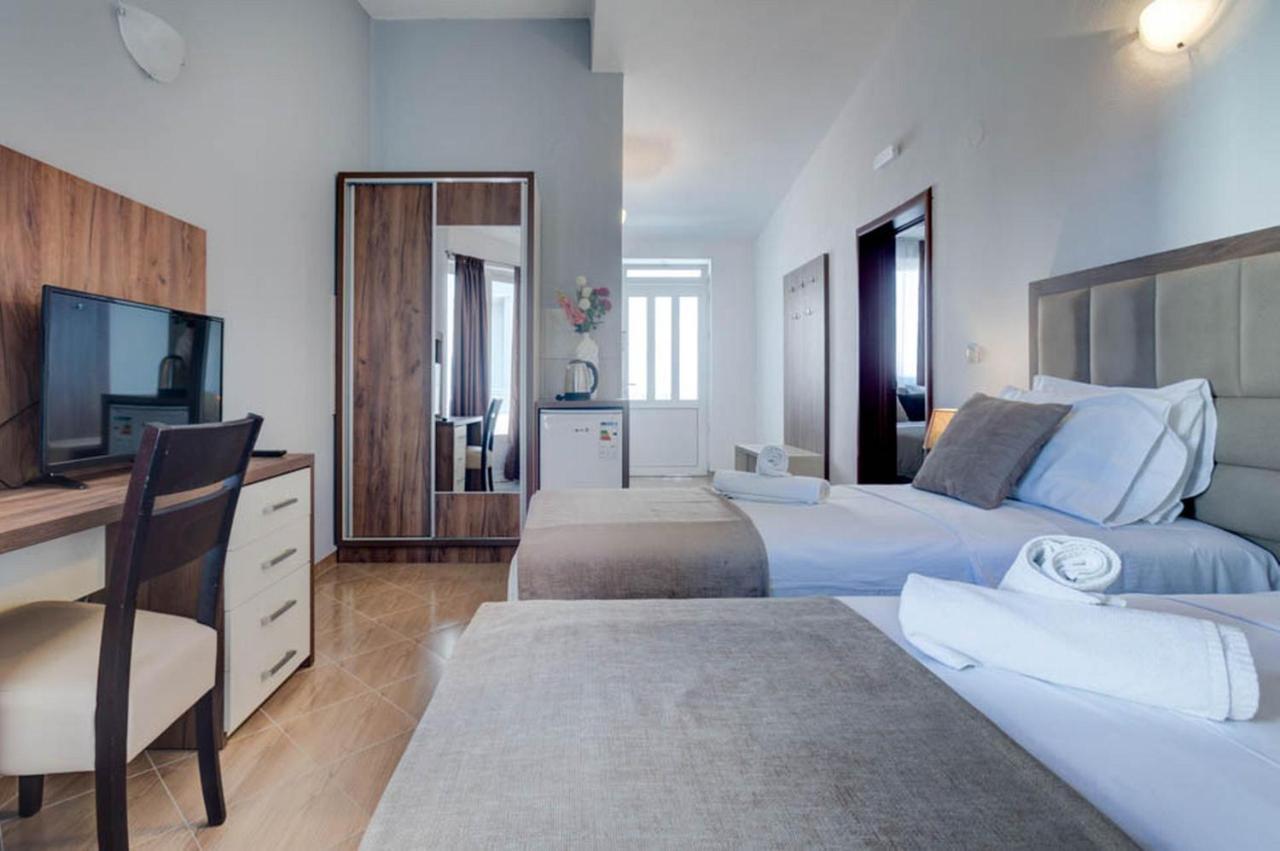 Hotel Zan Ulcinj Zewnętrze zdjęcie