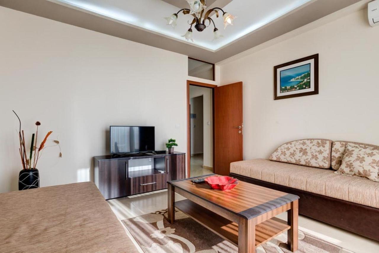 Hotel Zan Ulcinj Zewnętrze zdjęcie