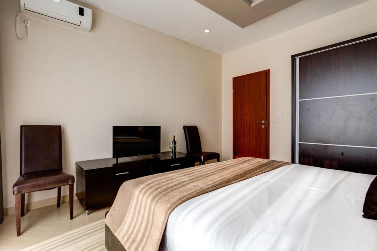 Hotel Zan Ulcinj Zewnętrze zdjęcie