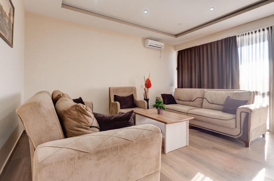 Hotel Zan Ulcinj Zewnętrze zdjęcie